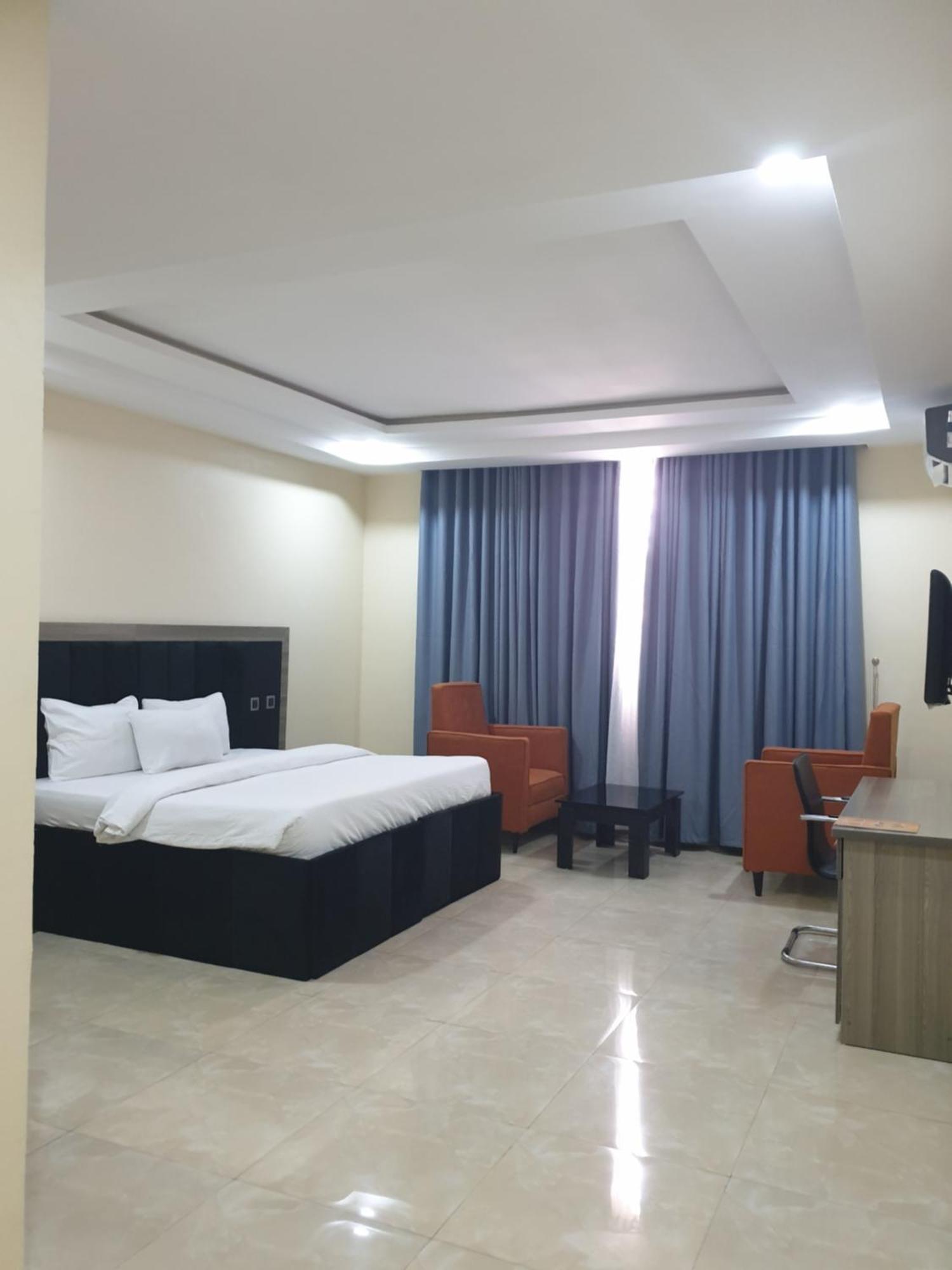 Golphins Suites & Hotel Abuja Exteriér fotografie